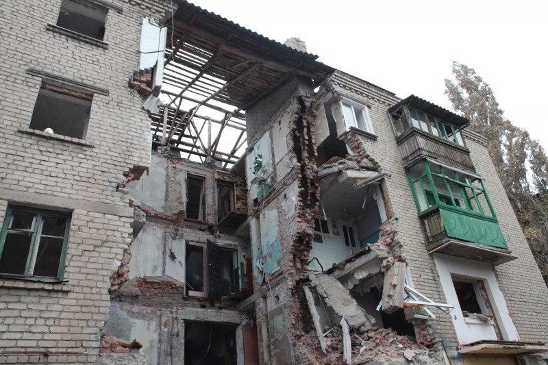 Хроника событий в Донецке за 17.11.14 (уточнение разрушений)