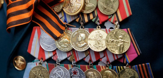 В ДНР ветераны Великой Отечественной войны получат продуктовые наборы