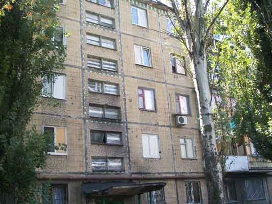 В Донецке силами жилищных организаций выполнены восстановительные работы на 84 жилых домах, включенных во второй этап восстановления