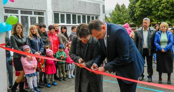 В Дебальцево восстановили два детских сада, поврежденных обстрелами (ФОТО)