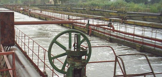 Красный Крест передал «Воде Донбасса» 100 тонн химвещества для очистки воды