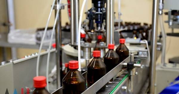 Единственный в ДНР завод по изготовлению антисептиков планирует в три раза увеличить объемы производства