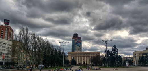 В Донецке вечером 17 апреля раздавалась стрельба