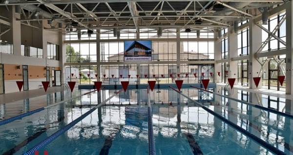 В Донецке после реконструкции открылся бассейн «Петровский»