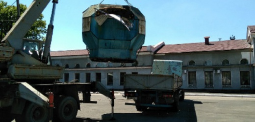 В Горловке демонтировали брошенные киоски