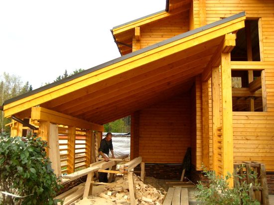 Основные правила самостоятельной постройки деревянного навеса