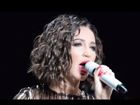 Все её переживания в песнях.