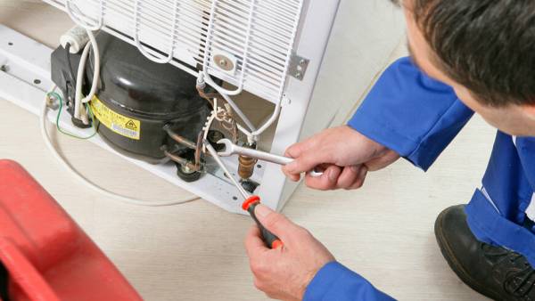 Ремонт холодильника от компании «Золотые руки»