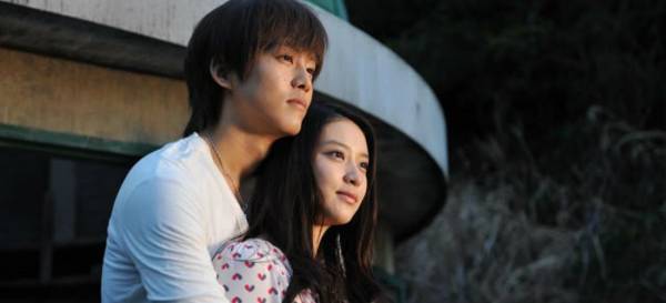 Дорама Девушка постарше — красивая сказка о любви