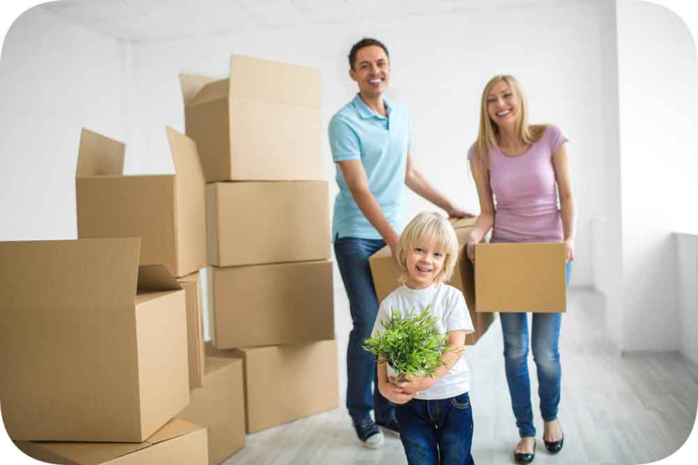 Картонная коробка: классика квартирного и офисного переезда