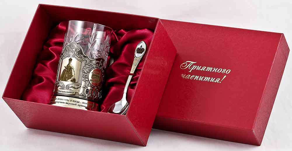 Доступные по цене, но лестные подарки Свекру