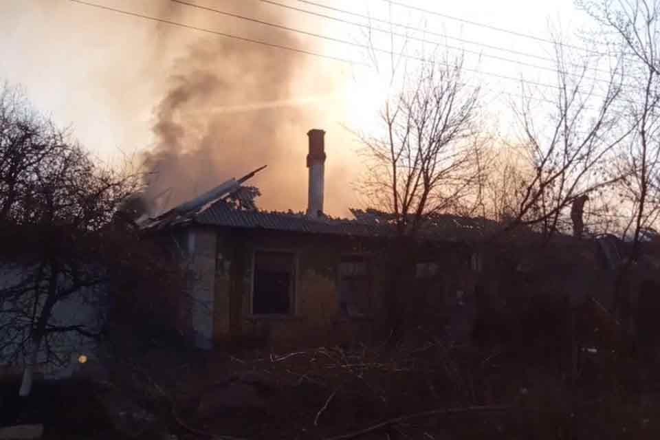 На пожаре в Горловке погибли три человека