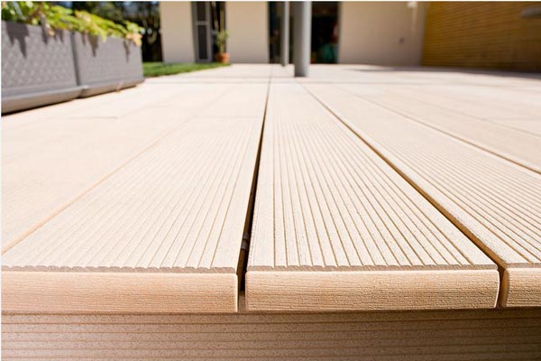 Преимущества террасной доски из древесно-полимерного композита