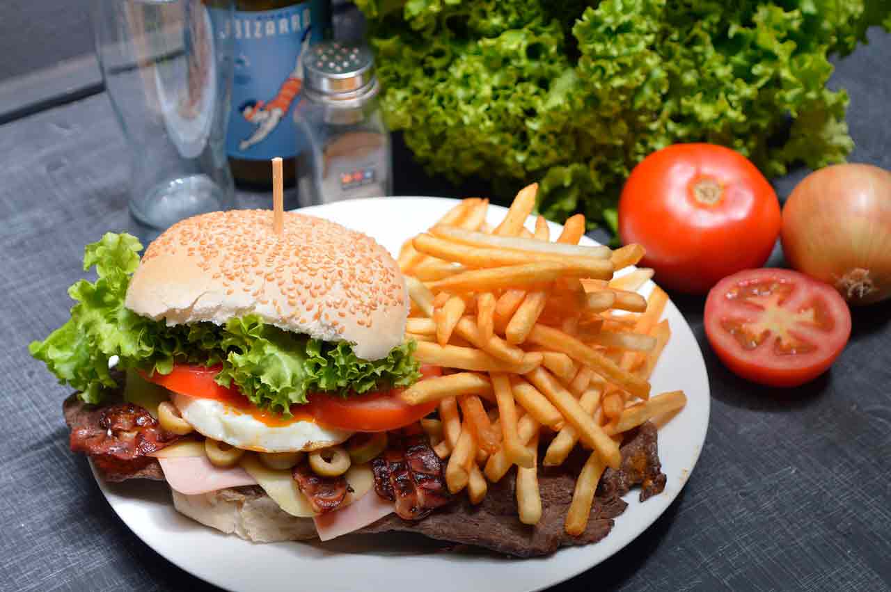 6 продуктов, которые вредны для сердца. Лучше их устранить, советуют кардиологи