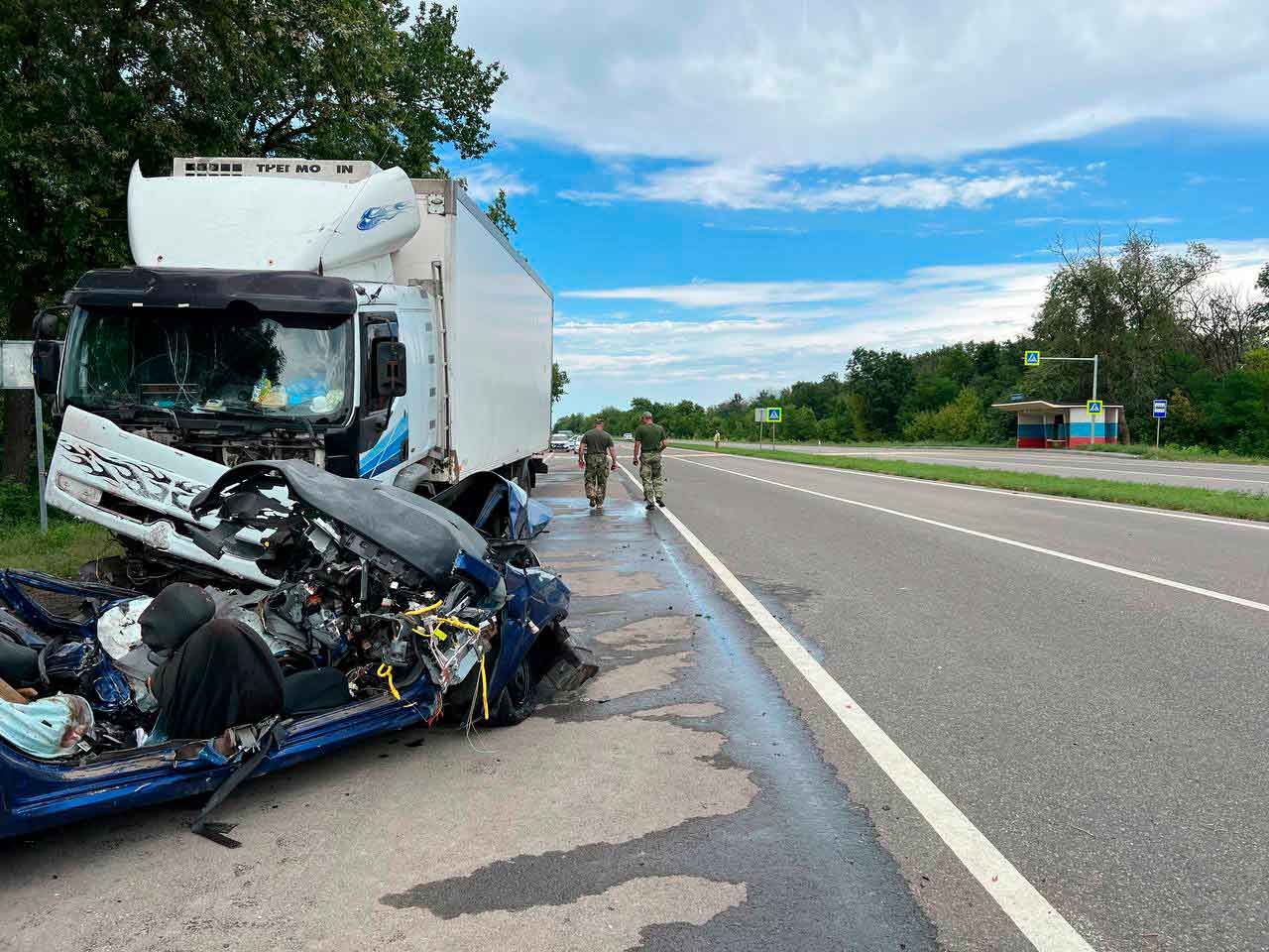 На трассе "Донецк-Мариуполь" в результате ДТП погибли 2 человека